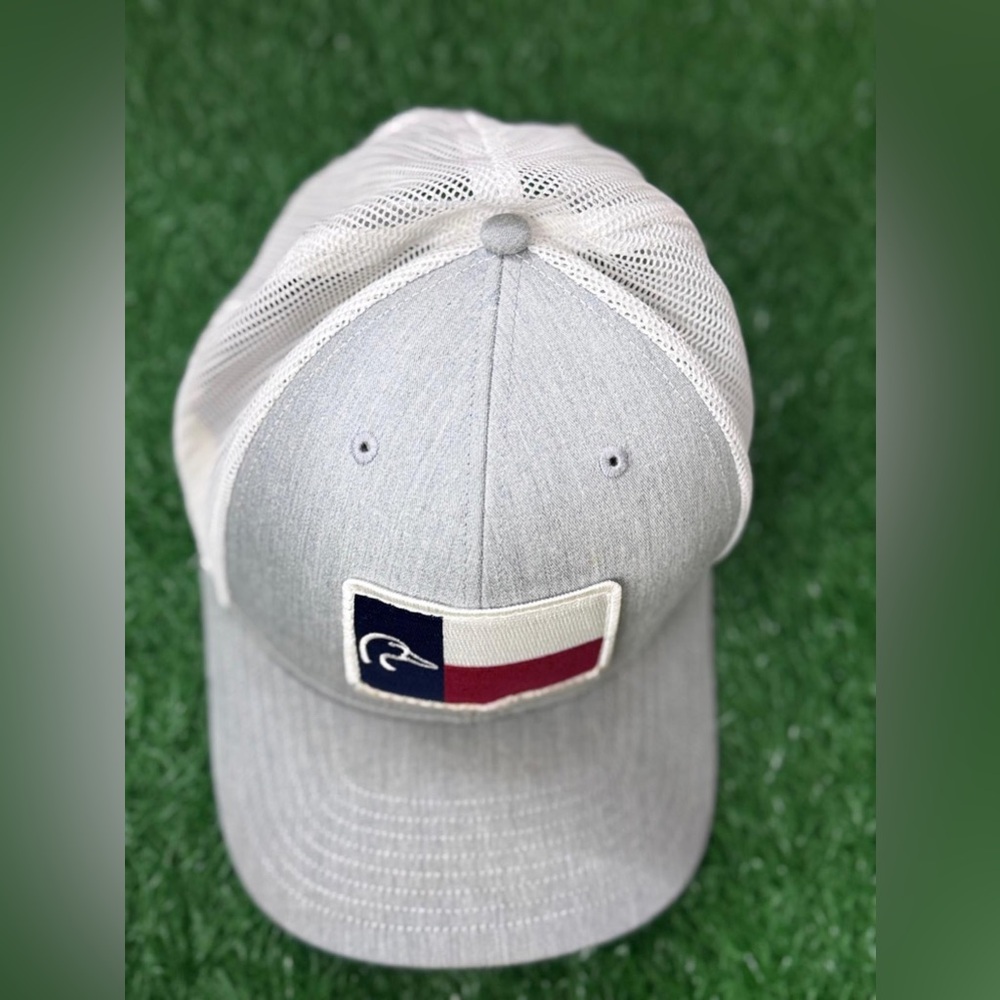 Richardson Gray‎ and White Cap with Texas Flag Patch